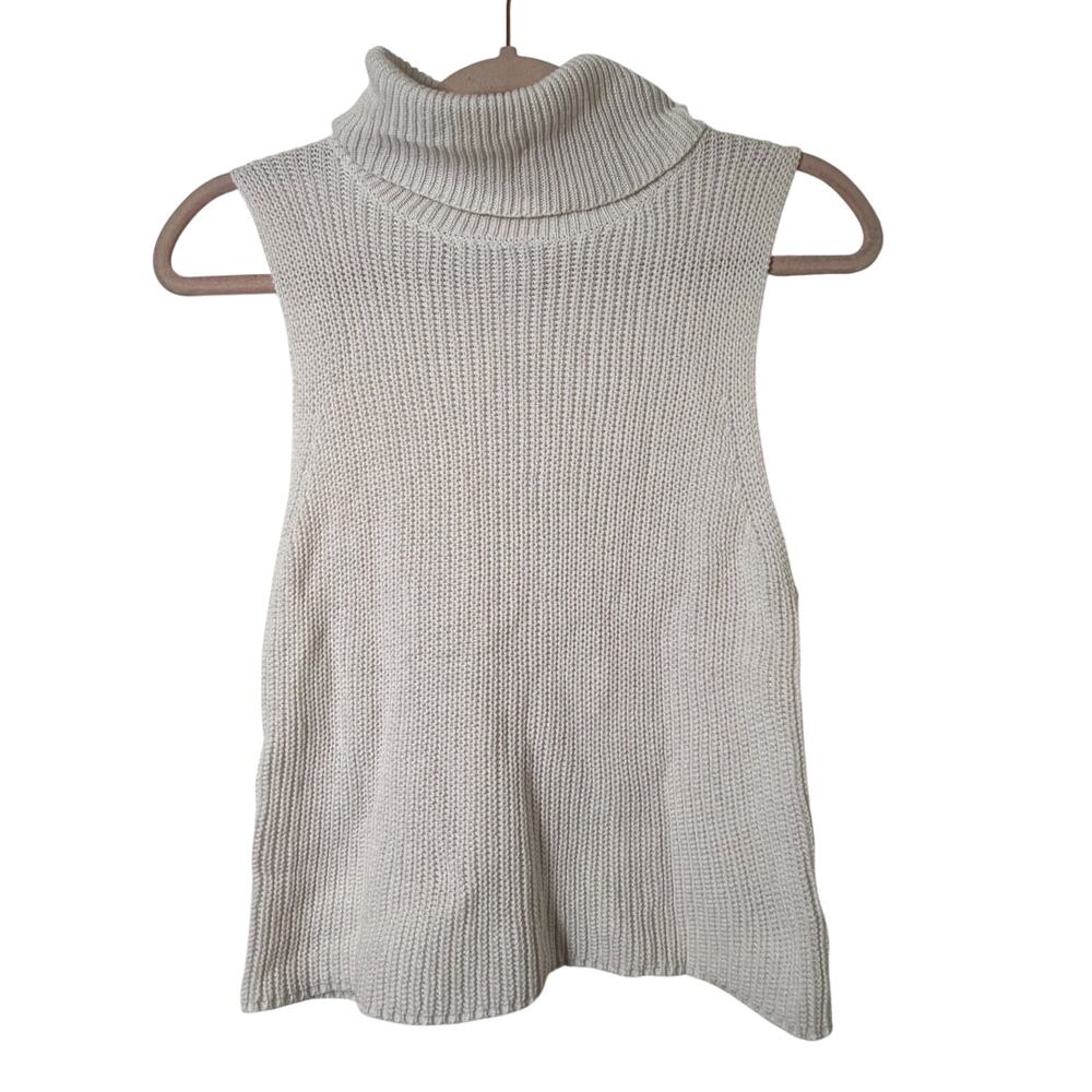 Sm Lelis White Knit Tank Top Festival Minimalist Old Money Turtle Neck Beachy